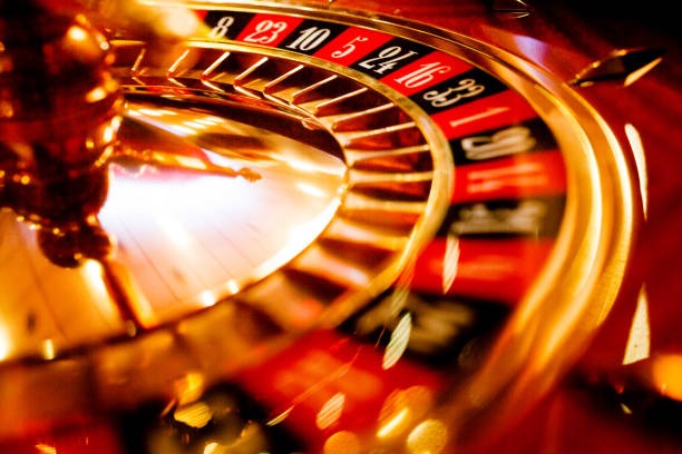 burgerslot live blackjack table interface on mobile with dealer and betting buttons
